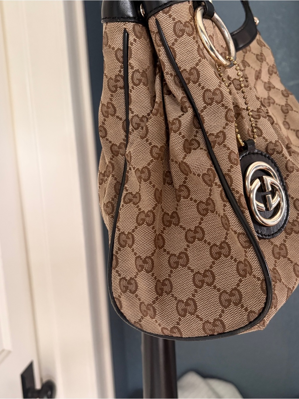 Gucci GG Canvas Sukey Medium Tote with Original Dust Bag *Authentic & Pre-loved* - Picture 3 of 16
